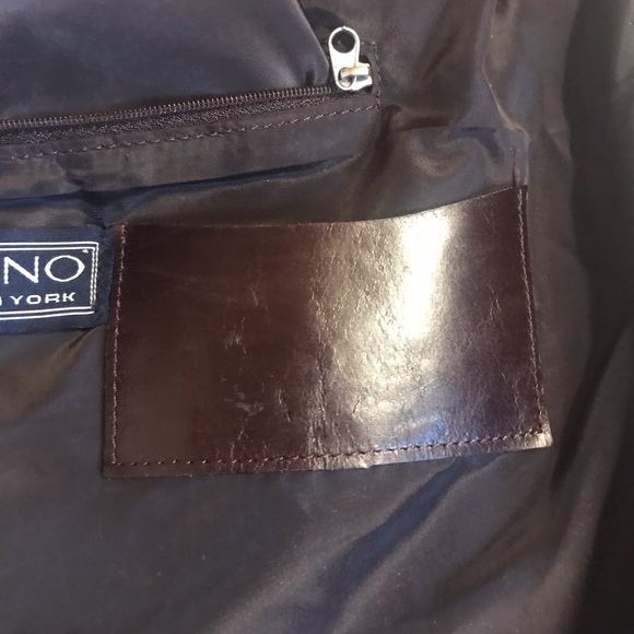 Tano New York Leather Bucket Tote Bag - Picture 4 of 10